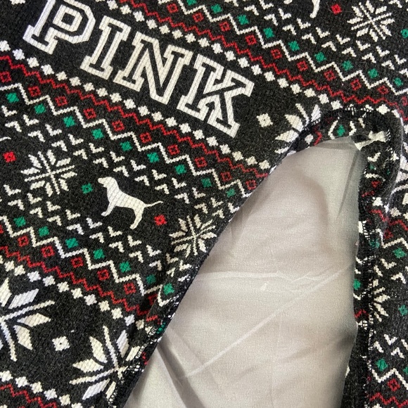 VS PINK CHRISTMAS ONESIE - MEDIUM - Picture 3 of 6